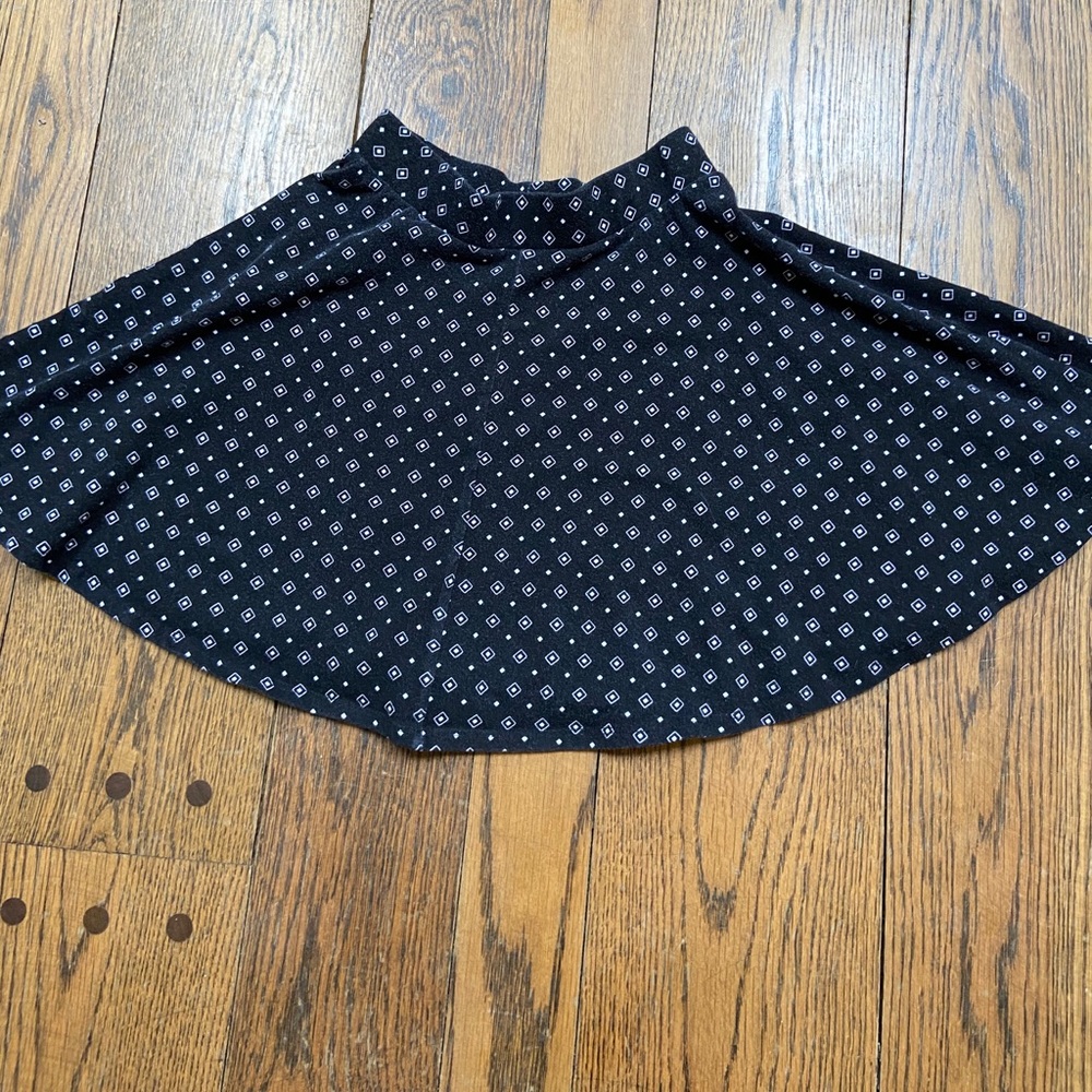 Black and white kids/juniors skirts size small